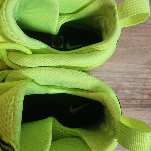 Nike Little Posite One Shoes Youth Size 7Y Volt Neon Yellow CW1593-707 - Picture 10 of 12